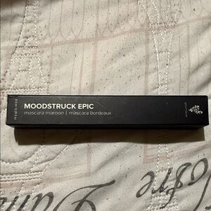 Younique Moodstruck Epic Mascara - Bordeaux